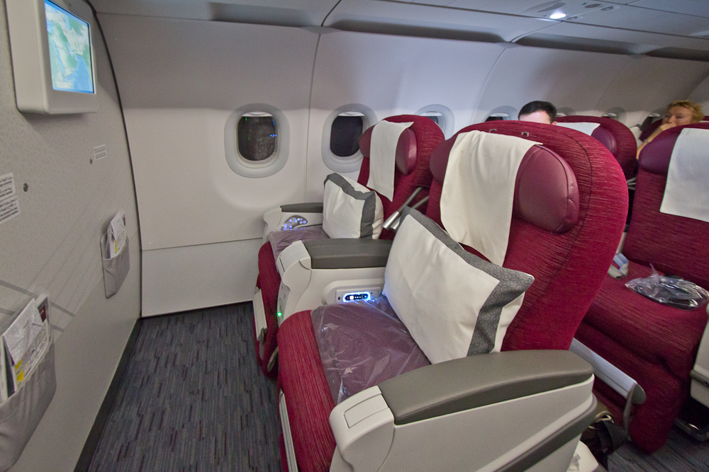 Business_Class_Qatar_Airways_Doha_100.jp
