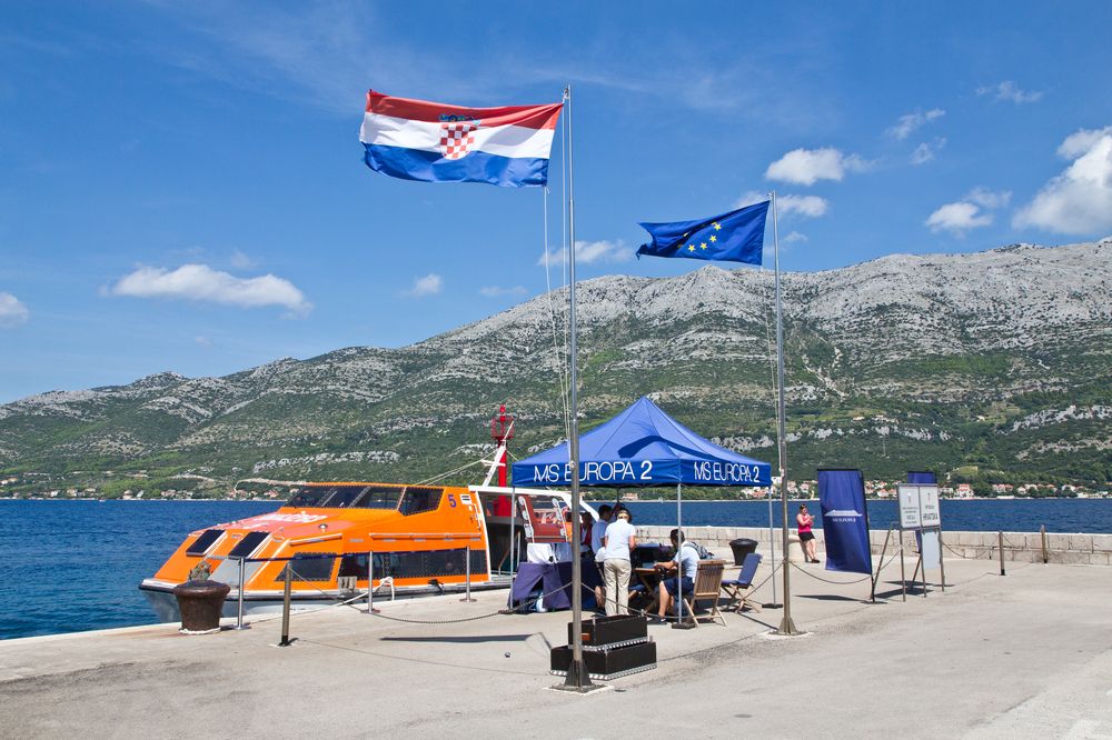 MS Europa 2 Tender Kreuzfahrt Korcula Kroatien