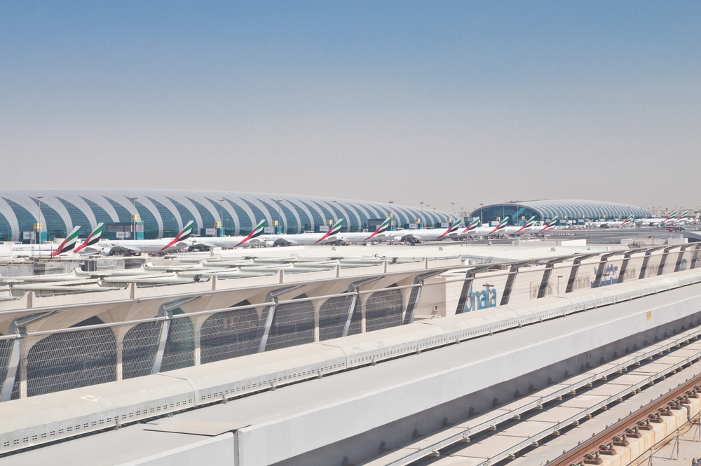 Flughafen Dubai Emirates Metro