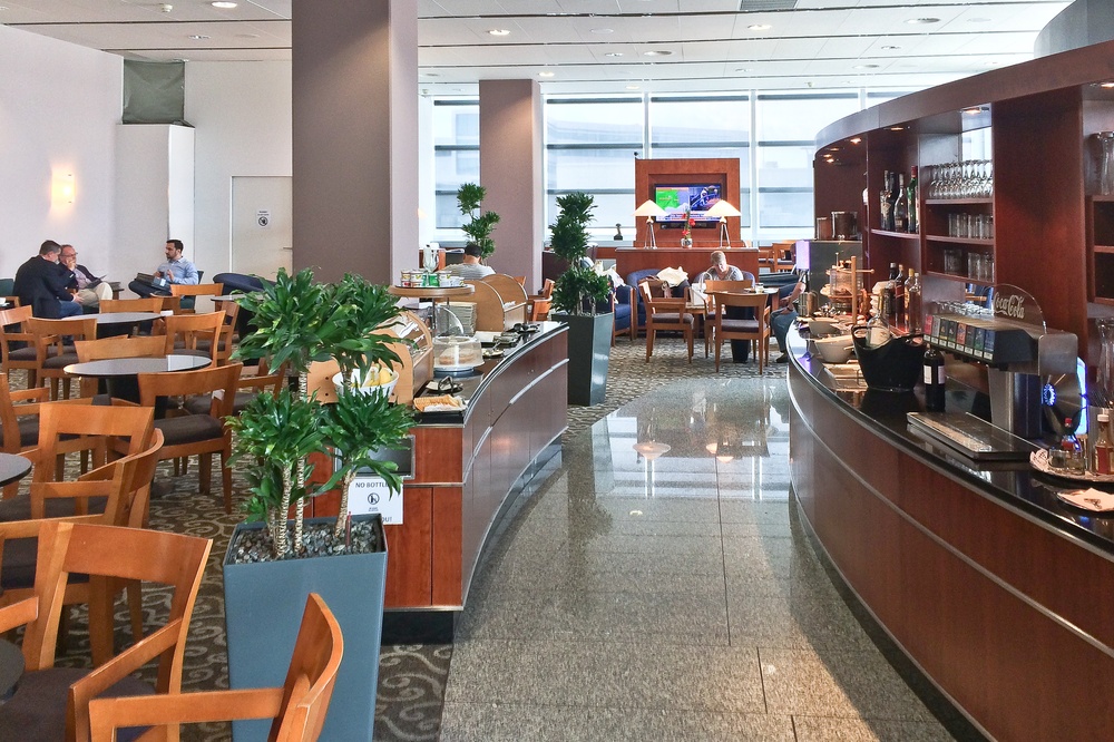 Airport Lounge Check - Sky Club Lounge Frankfurt Flughafen