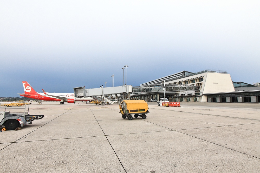 Flughafen Stuttgart Hapag Lloyd