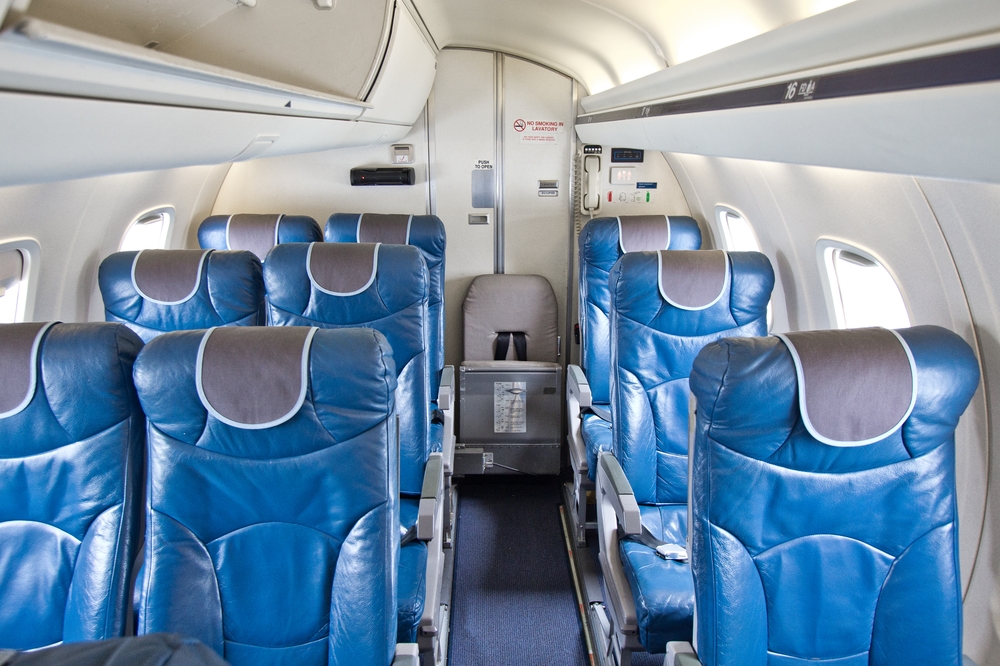 Embraer ERJ 145 additional seat