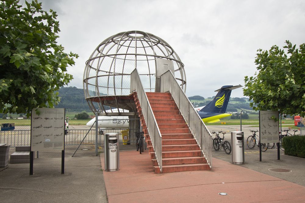 Flughafen Bern Belp Aussicht Terasse