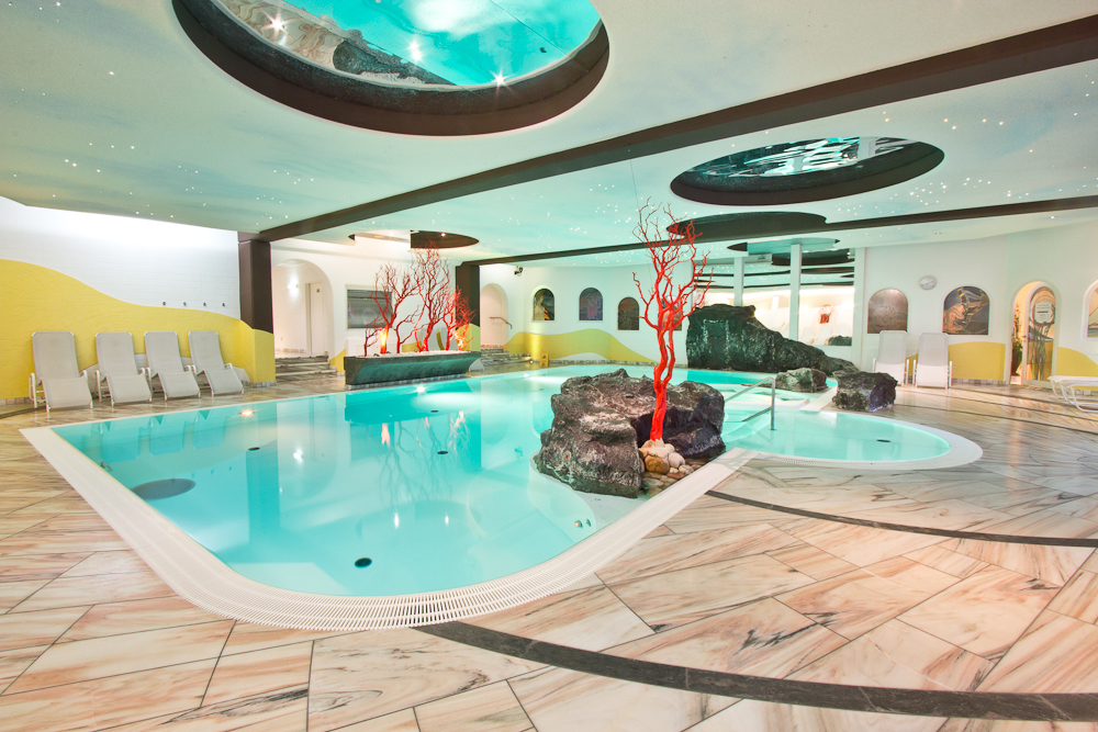 Hallenbad Pool Wellness Beauty Hotel Almesberger