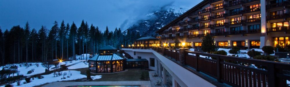Interalpen-Hotel Tyrol Sonnenuntergang Blaue Stunde