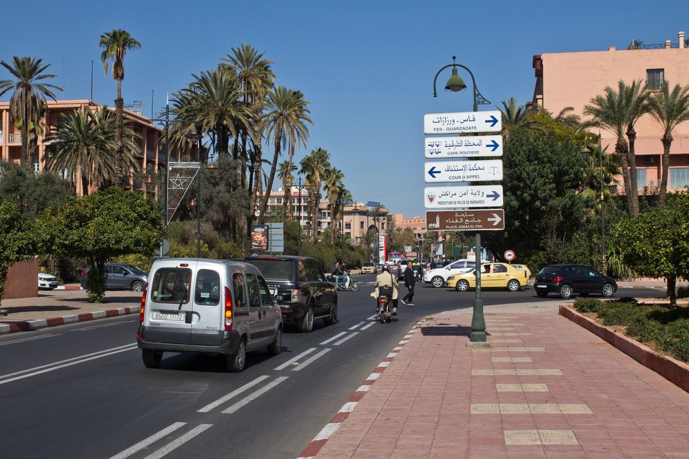 Marrakesch Straße Wegweiser